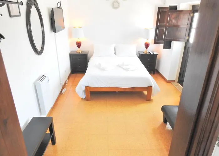 Casa de hóspedes Do Senhor Da Pedra 3*