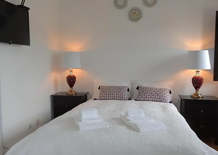 Do Senhor Da Pedra 3* אובידוס